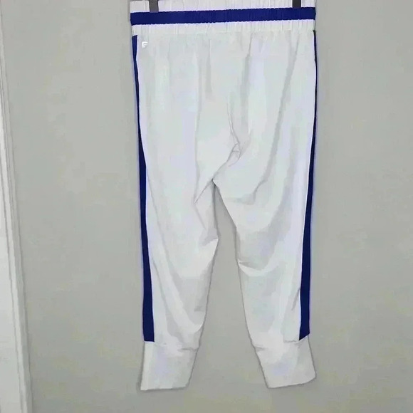 Fabletics NWT New Victoria Pants White Slim Fit Size XS Joggers - Picture 9 of 11